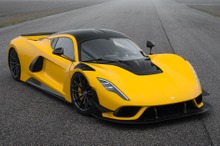 世界最強の内燃エンジン搭載！ 2031馬力のハイパーカー『ヴェノムF5』が進化