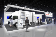 いすゞとUDトラックス、初の共同出展で次世代物流技術を披露…人とくるまのテクノロジー展 2025
