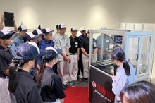 ヤマハ発動機、浜松城北工業高校に産業用ロボット寄贈…基本操作から軌道制御まで学ぶ