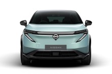 日産『アリア』改良新型を世界初公開へ、Vモーショングリルのない新デザインに…ジャパンモビリティショー2025