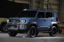 ランクル最小モデル登場！トヨタ『ランドクルーザーFJ』世界初公開、日本発売は2026年央頃に