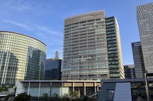 日産、横浜本社ビルを970億円で売却、中間決算は最終赤字2219億円［新聞ウォッチ］