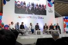 自動車メーカー社長らが愛車自慢、ドキドキワクワクを語る…ジャパンモビリティショー2025 画像