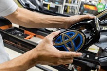 自動車8社の10月世界生産、トヨタ過去最高、ホンダ・スバルは大幅減［新聞ウォッチ］ 画像