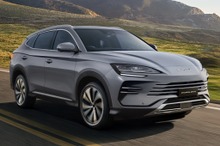 中国BYD、日本でもPHEV初投入、東福寺社長「“3つの壁”を克服して脱炭素社会に貢献」［新聞ウォッチ］ 画像