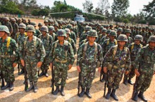 タイ深南部で武装グループ１６人射殺、軍基地襲撃で戦闘