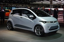 マレーシアに低燃費車の生産拠点設立、多国籍企業が計画