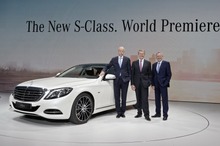 メルセデスSクラス新型、ディーゼルハイブリッドも設定…燃費は22.73km/リットル