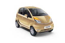 インドのタタ、新型車攻勢に…超低価格車のナノも改良