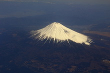 カンボジアで世界遺産委員会　富士山の登録決定