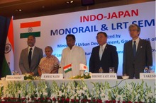 梶山国交副大臣、インド政府要人と会談、交通インフラ分野など意見交換