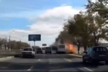 ロシアの路線バスで自爆テロ、瞬間映像［動画］