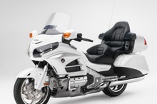 二輪車輸出、ホンダが半減で3年連続マイナス…2013年度上半期