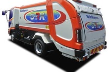 【東京モーターショー13】新明和工業、回転板式塵芥車など2台を出品