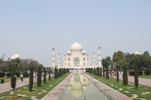 インドからの8月の輸出額、269億5000万米ドルと2.35％減