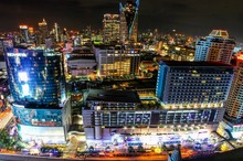 タイのショッピングモール開発大手が上場…調達資金でさらなる開発へ
