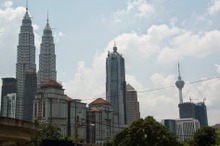 マレーシアは富裕層に富が集中、不均衡な状態に …格差拡大の傾向