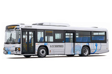 いすゞ、大型路線バス エルガハイブリッド を改良…ローモード追加で加速性能向上