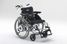 【福祉機器展15】ヤマハ発動機、電動車いす製品などを出展