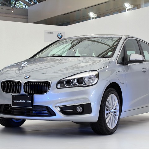 【BMW 225xe アクティブツアラー】電気のみで42.4km走行可能 画像