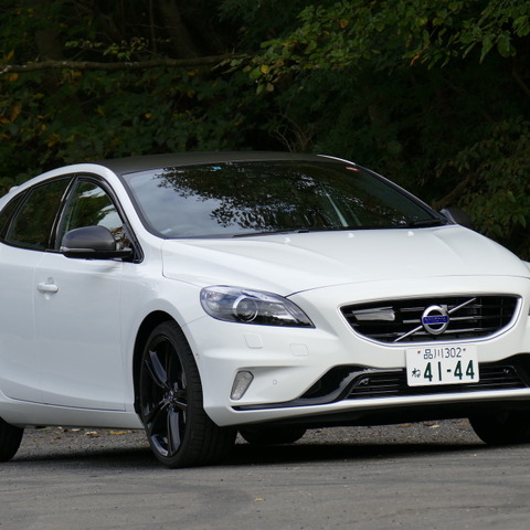 【ボルボ V40 限定車 試乗 】走りもルックスも洗練度高し…島崎七生人 画像