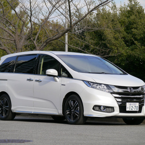 【ホンダ オデッセイハイブリッド 試乗】悩ましいのは価格設定と費用対効果…中村孝仁 画像