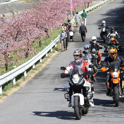 三橋淳とミニツーリング…KTM アドベンチャーの走破性の高さを実感する 画像