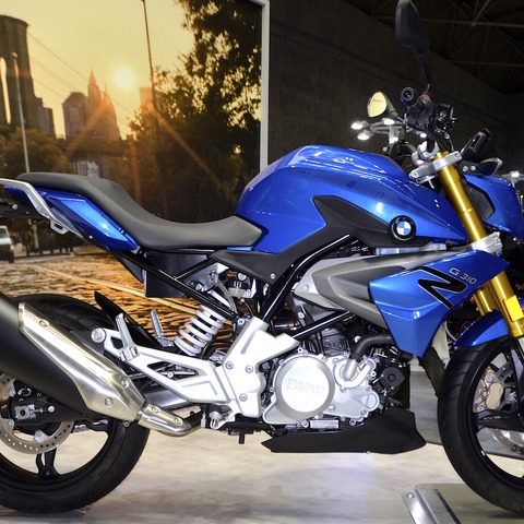 【大阪モーターサイクルショー16】ミドルクラスのBMW モトラッド、G310R 登場 画像
