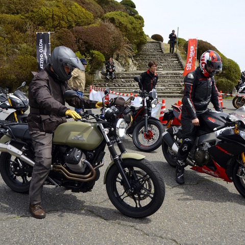 アプリリアとモト・グッツィ、イタリアンバイクを箱根で味わう 画像