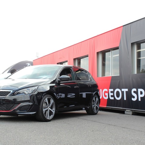 【プジョー 308GTi by プジョースポール】販売を加速させる「スパルタンな」2台 画像