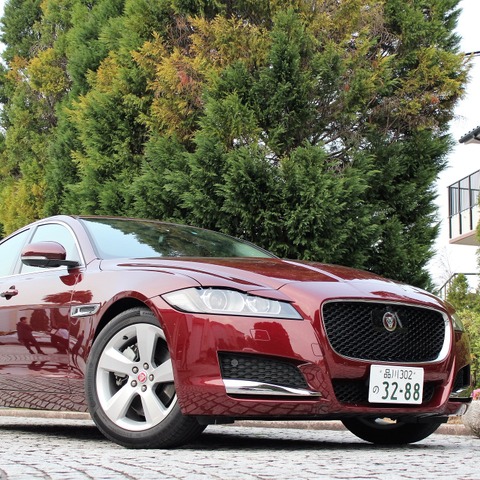 【ジャガー XF 新型】クーペライクなデザインは継承しつつ空力向上 画像