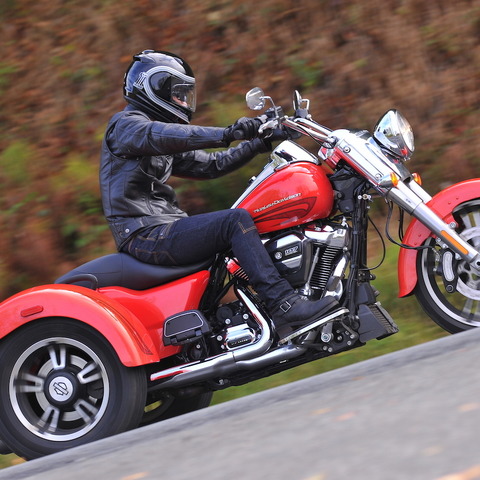 【ハーレー フリーウィーラー 試乗】バイク免許なしで乗れるハーレー、という価値…青木タカオ 画像