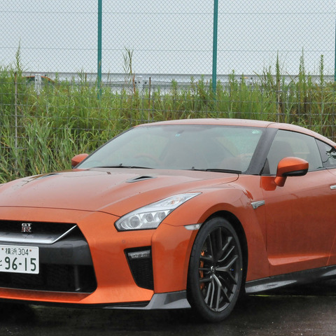 【日産 GT-R 2017モデル 試乗】高性能スポーツと思えぬ総合性能、ただ装備に時代を感じる…諸星陽一 画像