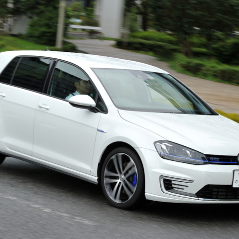 【VW ゴルフGTE 試乗】GTIゆずりの懐の深い走りは健在…片岡英明 画像