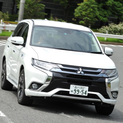 【三菱 アウトランダーPHEV 試乗】日本のPHEVだからこそのアドバンテージがある…岩貞るみこ 画像