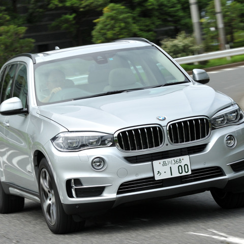 【BMW X5 xDrive40e 試乗】クラス相応のゆったり感がいい…島崎七生人 画像