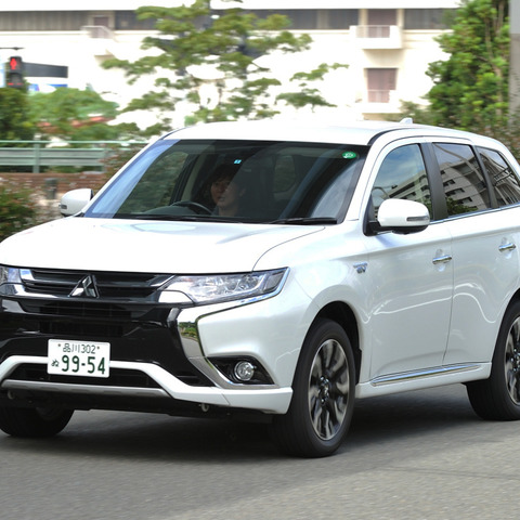 【三菱 アウトランダーPHEV 試乗】PHEVである以前にちゃんと乗用車である、ということ…島崎七生人 画像
