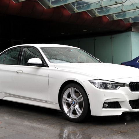【BMW 330e 試乗】スポーツセダンらしさは損なわれていない…島崎七生人 画像