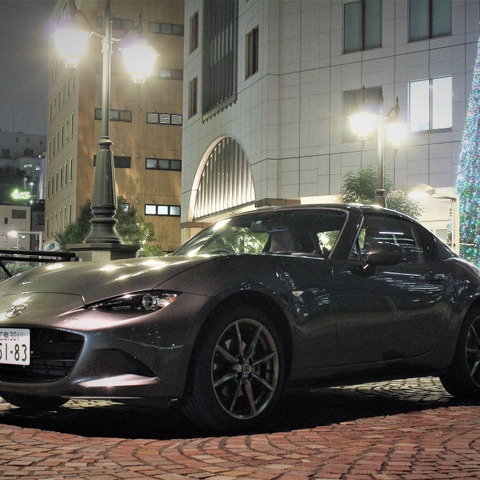 【マツダ ロードスターRF】ボディカラーや革シートでも上質さを表現 画像