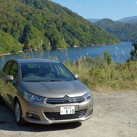 【シトロエン C4ディーゼル 900km試乗】古き良き時代のヨーロッパ産ファミリーカーの味…井元康一郎 画像