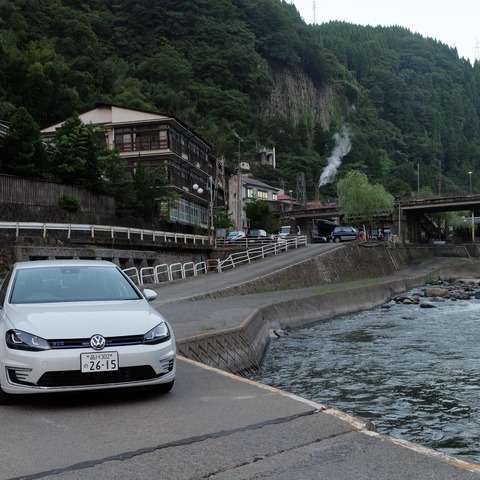【ドライブコース探訪】火の国で“昭和の香りむんむん”の秘境温泉へ 画像