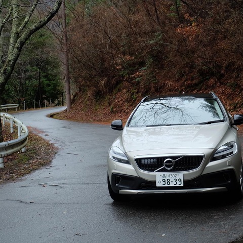 【ボルボ V40クロスカントリー 3600km試乗 前編】セグメント最高峰の「疲れないクルマ」…井元康一郎 画像