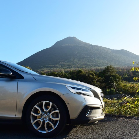 【ボルボ V40クロスカントリー 3600km試乗 後編】「地味っ子高級車」の妙味をどう伝えるか…井元康一郎 画像
