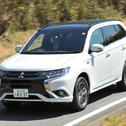 【三菱 アウトランダーPHEV Sエディション 試乗】ビルシュタインの恩恵で走りは欧州風味…諸星陽一 画像