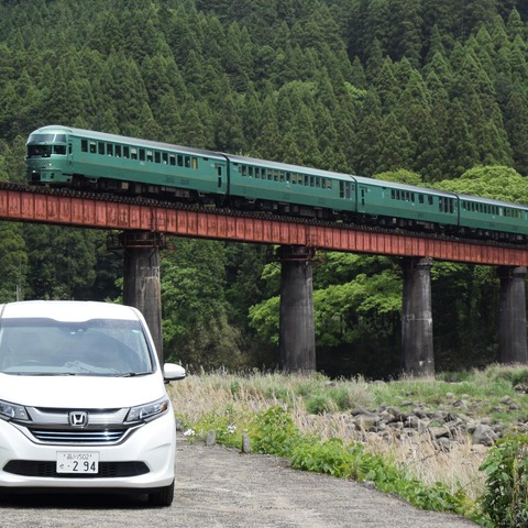 【ホンダ フリード 3800km試乗 前編】シエンタ とは明らかに違うキャラクター…井元康一郎 画像