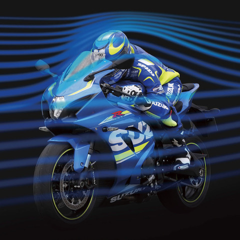 伝統の縦2灯マスクを継承し、外装のボルトは平らに…スズキ GSX-R1000R 新型艤装設計者【インタビュー】 画像