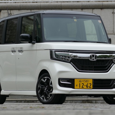 【ホンダ N-BOXカスタム 試乗】リッタークラスにも遜色ない余裕の走り…島崎七生人 画像
