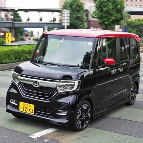 【ホンダ N-BOX 試乗】カスタムターボ以外にも15インチが欲しい…井元康一郎 画像