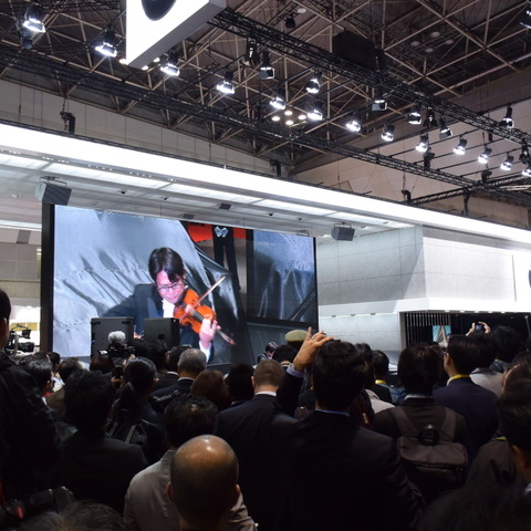 【東京モーターショー2017】BMW「8という数字」…そして来年はさらに 画像