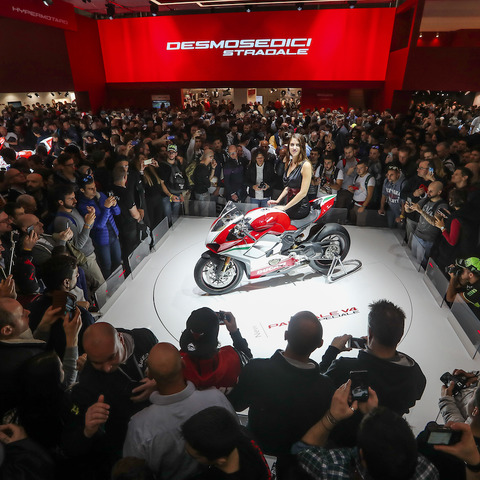 【EICMA 2017】「美しいバイク」コンテスト、ドゥカティ パニガーレV4 が1位 画像